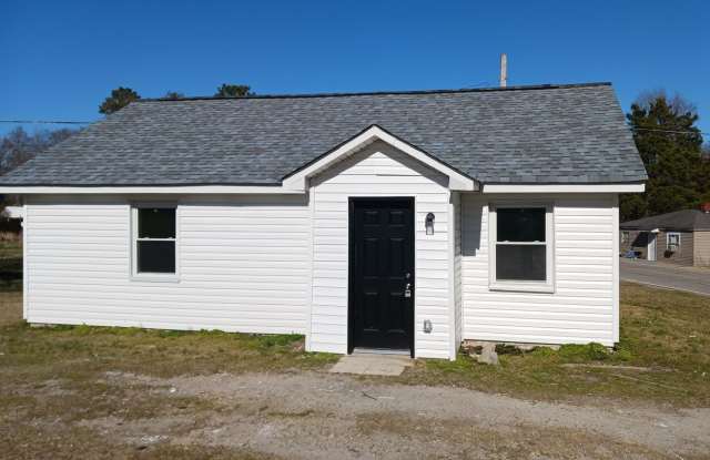Renovated Two bedroom house for Rent in Lancaster SC! - 1662 State Road S-29-552, Lancaster County, SC 29720