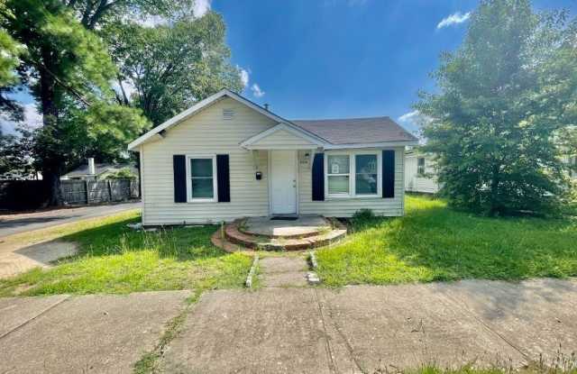 304 E Pearsall Street photos photos