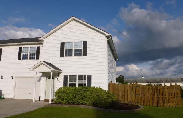 224 Smallwood Road - 224 Smallwood Road, Onslow County, NC 28539