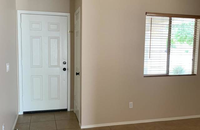 1007 S SOMERSET -- Gallery 3