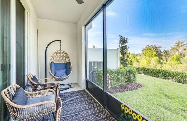 5443 ELMVIEW Crossing Gallery 4