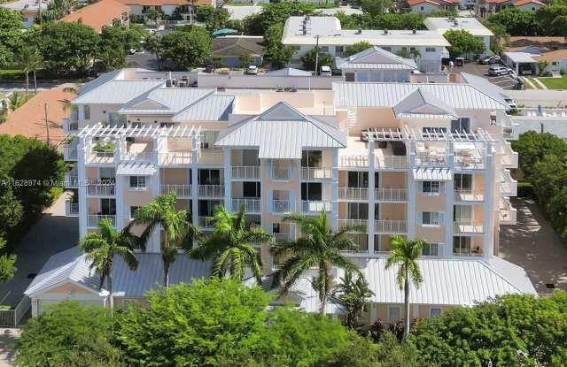 1931 NE 2nd St - 1931 Northeast 2nd Street, Deerfield Beach, FL 33441