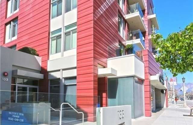 133 S Los Robles Avenue - 133 South Los Robles Avenue, Pasadena, CA 91101