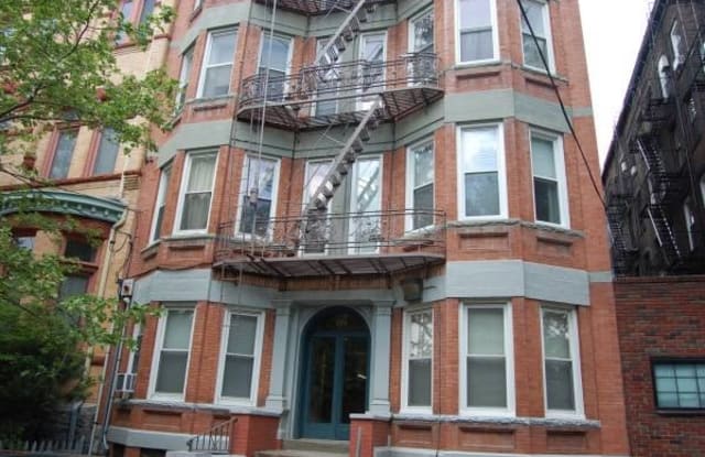 106 11TH ST - 106 11th St, Hoboken, NJ 07030