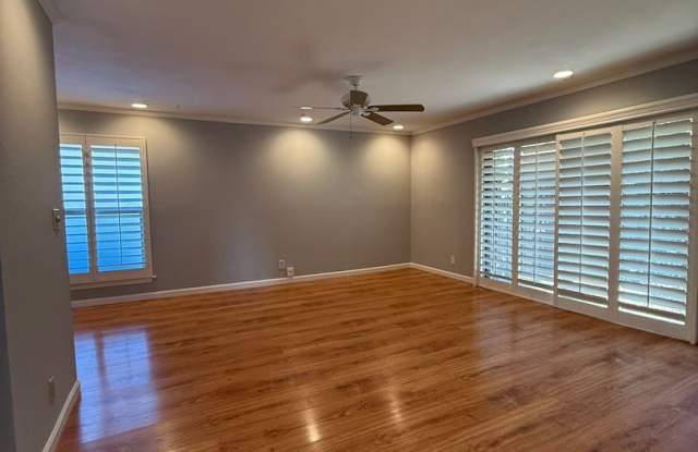 Spacious 2 Bedroom 1 Bath Condo with private patio and storage photos photos