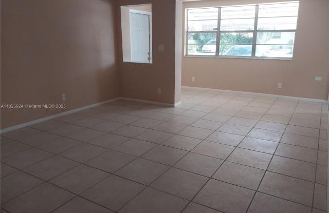2323 Harding St photos photos
