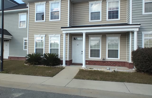 402 Conley Dr photos photos