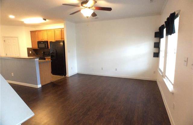 17732 Caldwell Track Drive Gallery 2