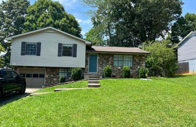 3BR/ 1.5BA, Home in Rocky Hill photos photos