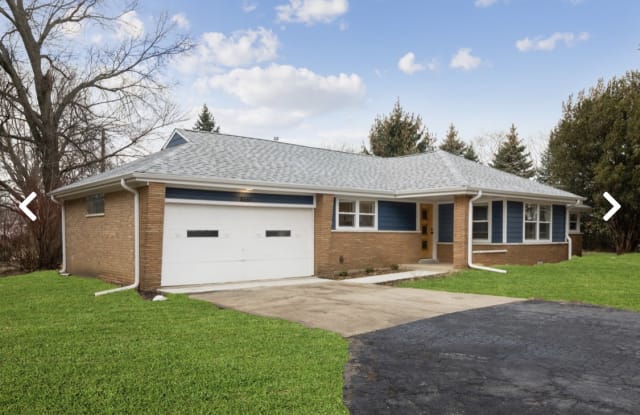 4661 Kirchoff Rd - 4661 Kirchoff Road, Rolling Meadows, IL 60008