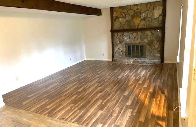 1576 Spender Drive Gallery 2