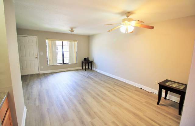 7446 Wynnewood Square - 190Unit 190 Gallery 3
