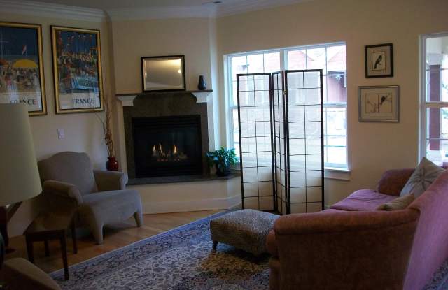 425 Gallery 3