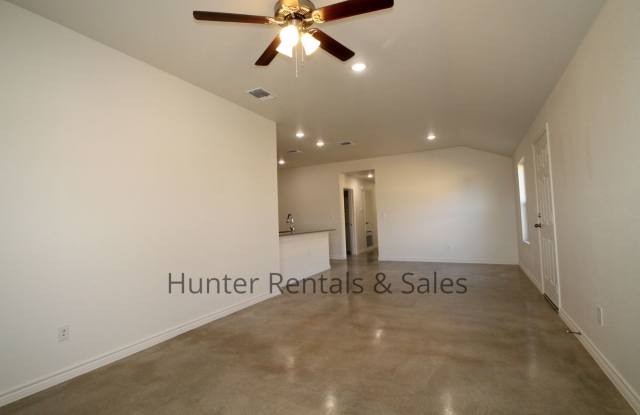 Modern Newer Duplex off Warrior's Path in Harker Heights Gallery 3