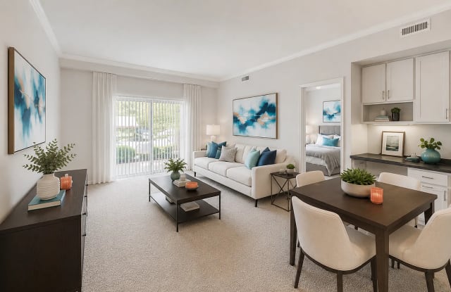 Eastland Trails Apartments Gallery 3