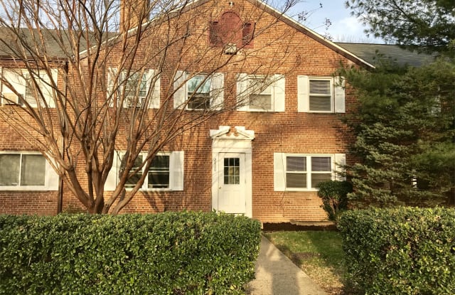 2800 16th Road South - B, Unit B - 2800 16th Road South, Arlington, VA 22204