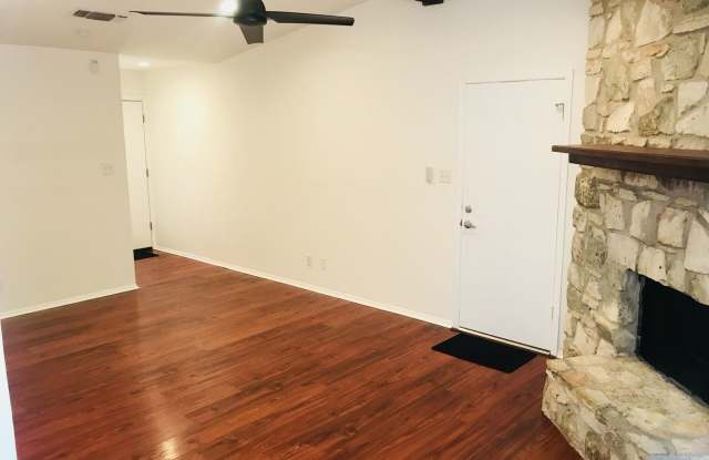 4008 Stoney Hill Gallery 4