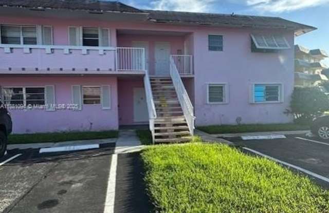 7500 SW 82nd St - 7500 Southwest 82nd Street, Glenvar Heights, FL 33143