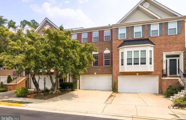 5319 WALDO DR - 5319 Waldo Drive, Kingstowne, VA 22315