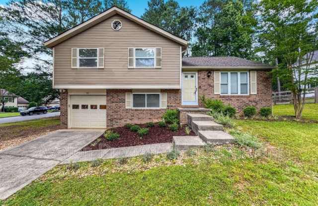 100 Roswell Farms Court photos photos