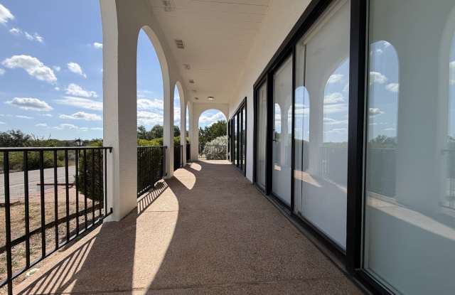 413 Seawind Street Gallery 2