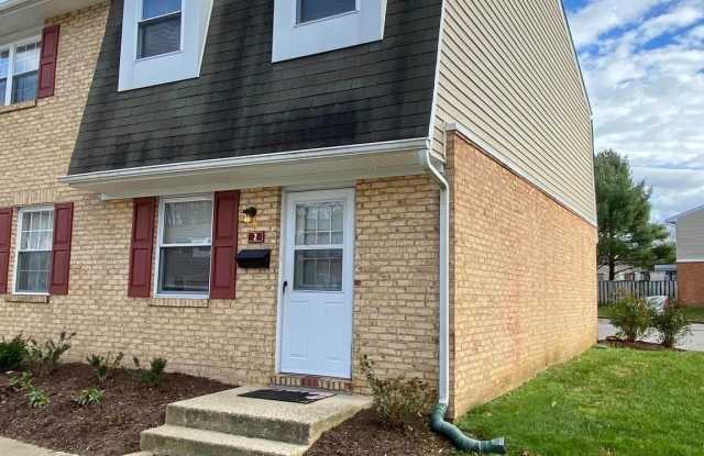 2 HERITAGE Court photos photos