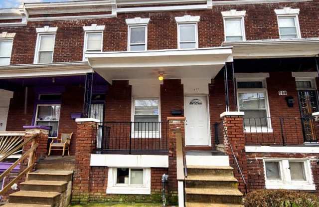 Beautiful 2BR + Den Home with 2 Baths, Modern Kitchen  Central AC photos photos