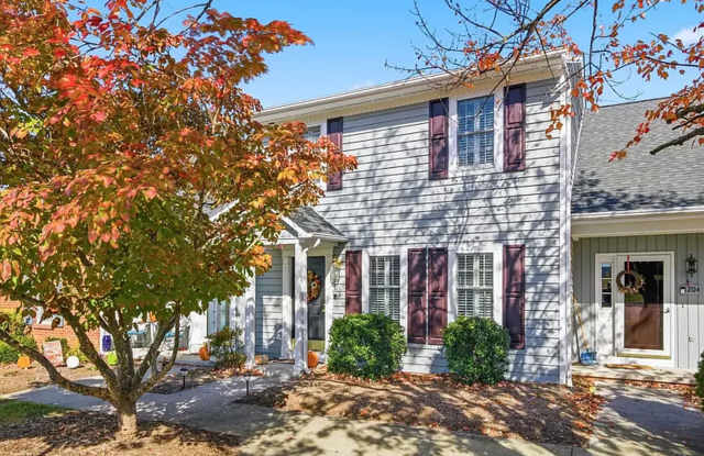 Radford, 3BR / 2.5 BA, Beautiful Townhome available Now photos photos