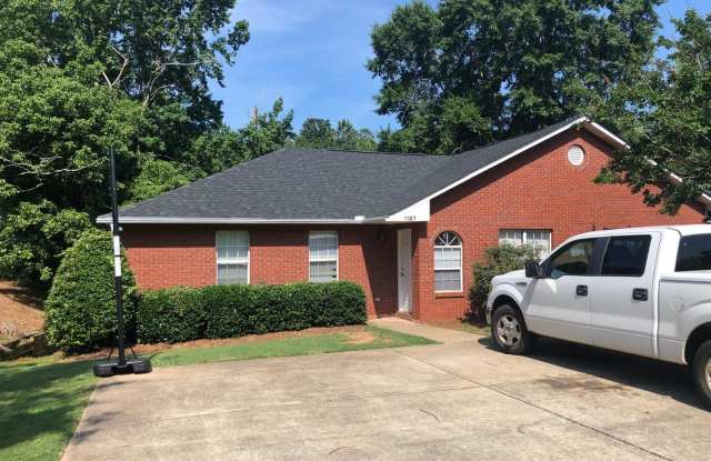 1187 Northwood Dr - 1187 Northwood Drive, Auburn, AL 36830