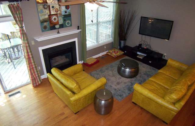 14601 FLOWER HILL DRIVE Gallery 2
