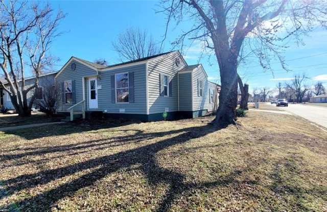 300 E Kittyhawk Drive Gallery 2
