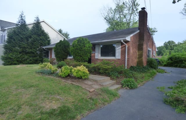 6211 Everglades Drive - 6211 Everglades Drive, Lincolnia, VA 22312