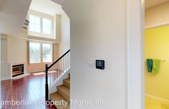 6815 Adolphia Dr Gallery 3