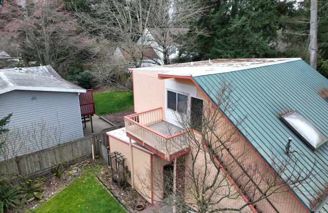 525 North 190th Street - 525 North 190th Street, Shoreline, WA 98133