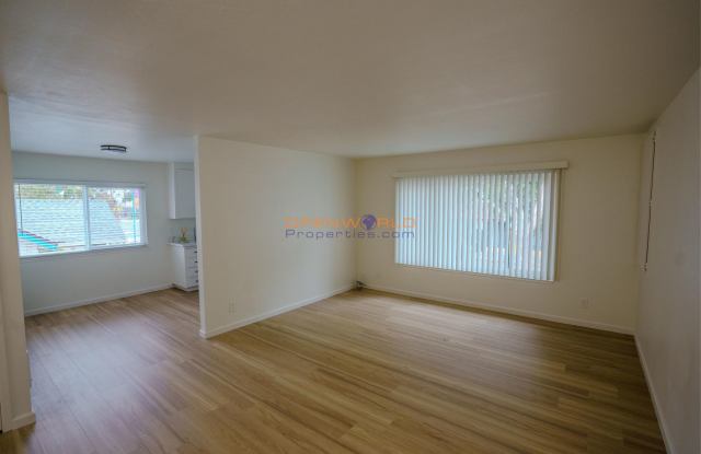 Bancroft Avenue, 414 photos photos Bancroft Avenue, 414 photos photos