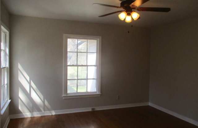 1311 Arizona Ave Gallery 3