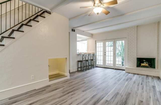 1995 Shorewood Drive Gallery 4