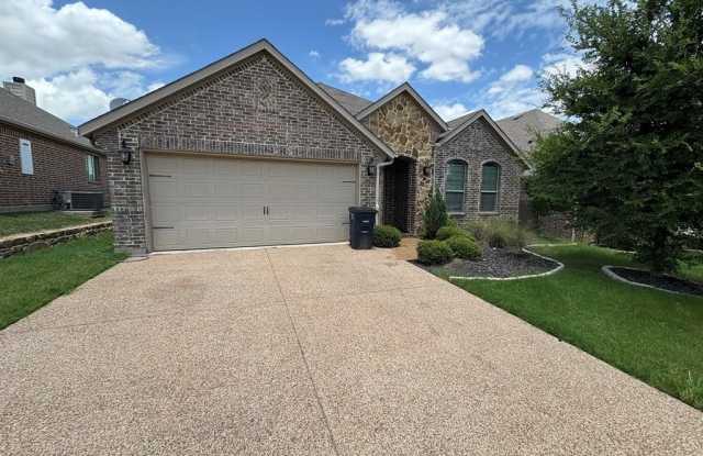 3005 Waterfall Drive - 3005 Waterfall Drive, Fort Worth, TX 76177