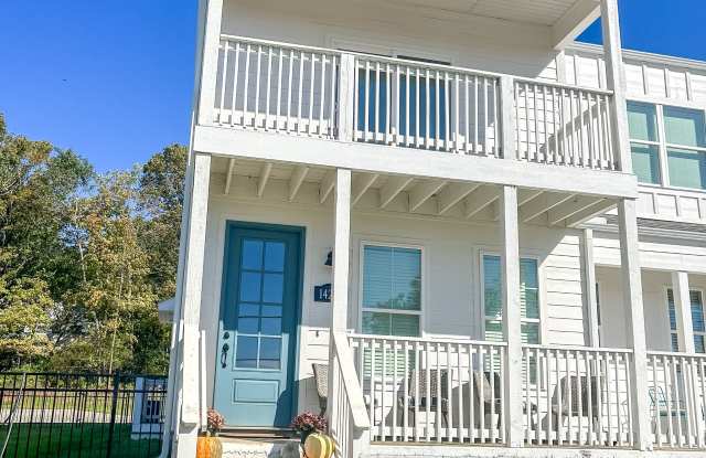 1420 East Huntsville Road Gallery 2