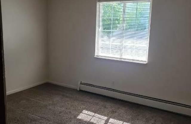 1349 Vineland Court Southeast Gallery 4