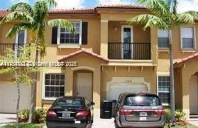 12991 SW 132nd Ter photos photos