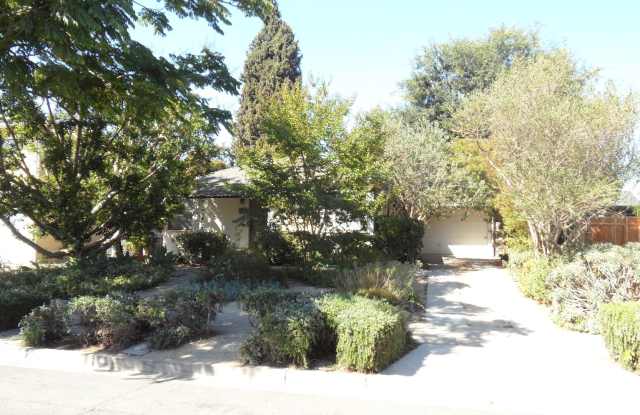 Old Towne Orange Single-Story 2BR, 1BA w/ 2 Car Garage photos photos