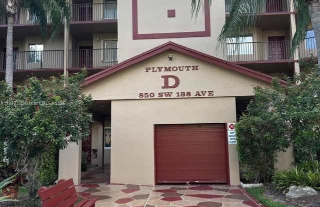 850 SW 138th Ave photos photos