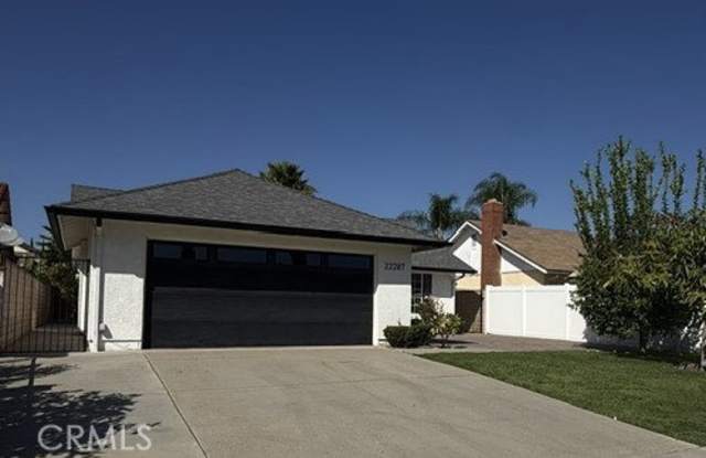 22287 Modina Gallery 1