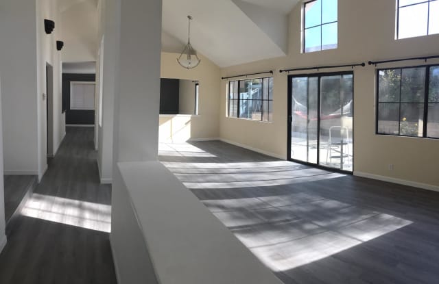 192 Silas Avenue - 192 Silas Avenue, Thousand Oaks, CA 91320