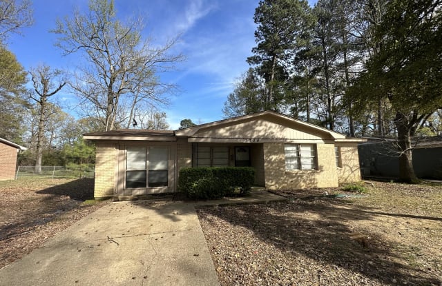 3704 Sabine Avenue - 3704 Sabine Avenue, Texarkana, TX 75503