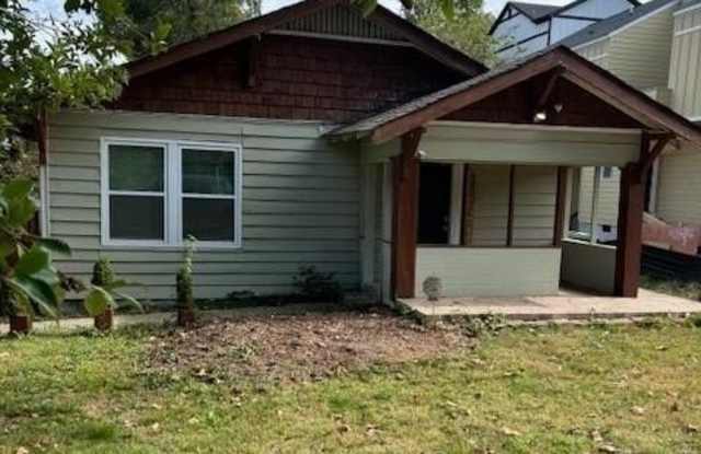 836 Fern Avenue SE photos photos