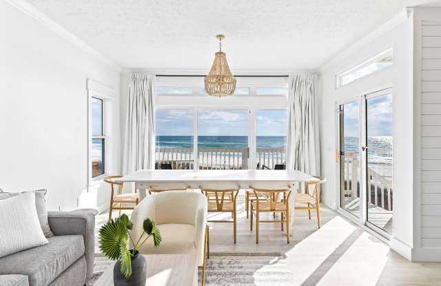 Newly Renovated Beach Front Four Bedroom Home Gallery 4