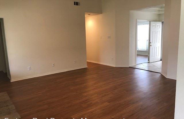 313 Meadowglen Gallery 4