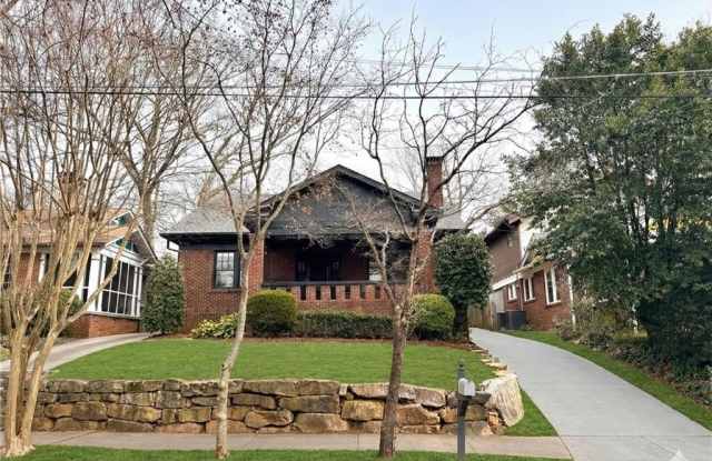 471 Page Avenue NE unit: 1 photos photos